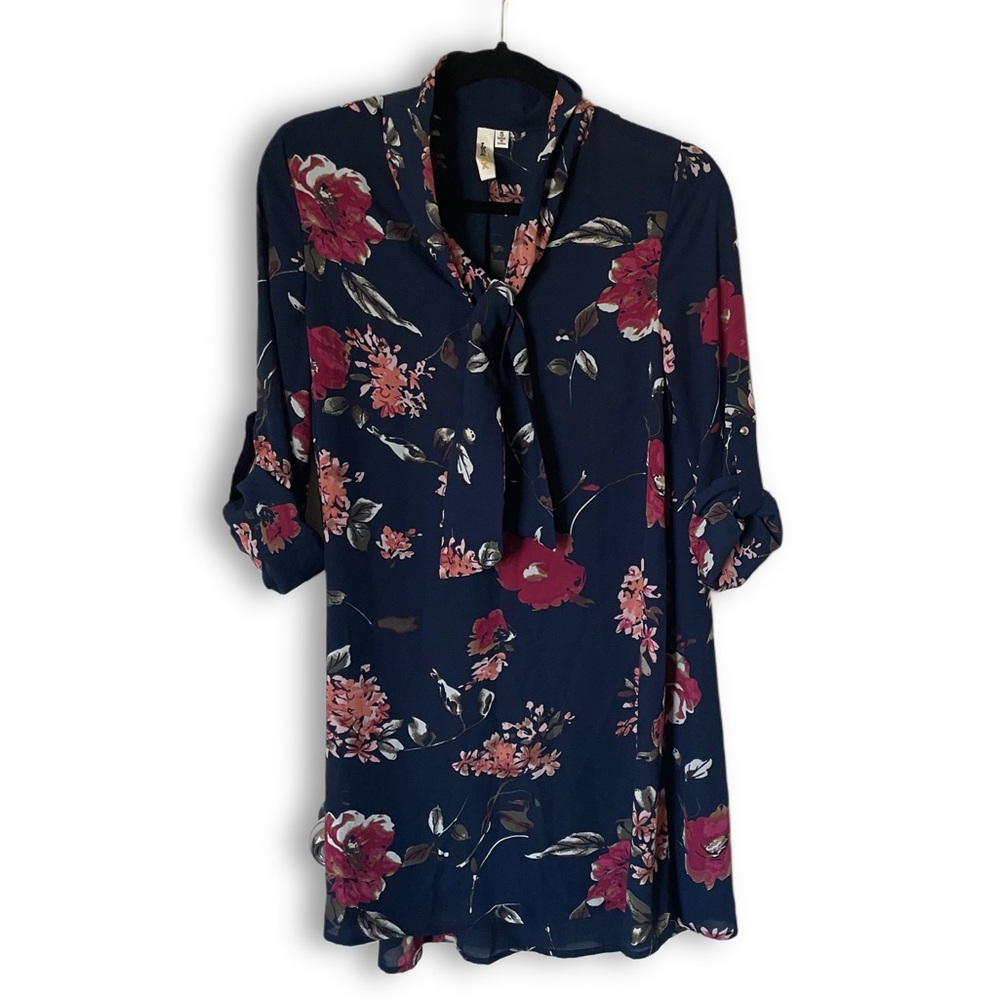 🌙 Lara Fashion Black Floral Blouse - Picture 7 of 12
